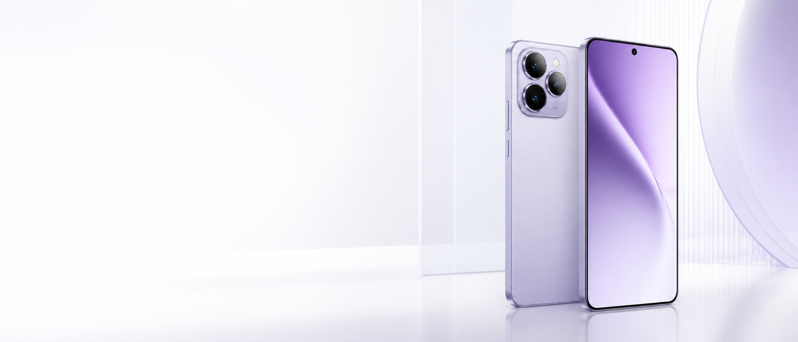 Smartphone lavanda em estúdio claro e sofisticado
